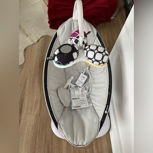 4Moms MamaRoo baby swing 4.0